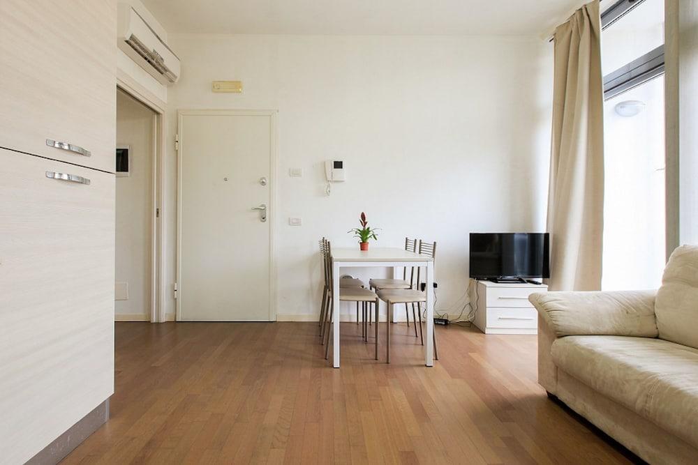 Red Line Apartments Milano エクステリア 写真